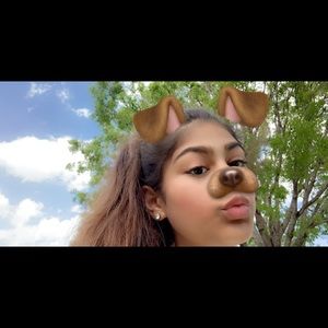 Meet your Posher, Maria victoria